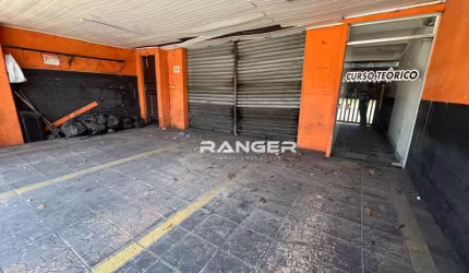 Venda Comercial, térreo e 1º andar, 3 vagas de garagem - Santa Maria - Santos
