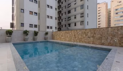 Apartamento para Venda em Florianópolis, Centro, 3 dormitórios, 3 suítes, 4 banheiros, 2 vagas