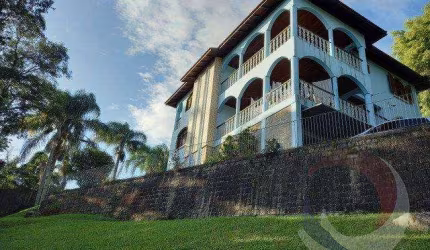 Casa para Venda em Florianópolis, Itacorubi, 6 dormitórios, 1 suíte, 4 banheiros, 4 vagas