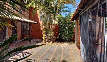 Casa para Venda em Florianópolis, Santa Mônica, 4 dormitórios, 1 suíte, 6 banheiros, 3 vagas