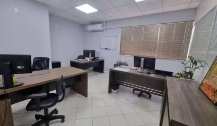 Sala Comercial para Venda em Florianópolis, Itacorubi, 1 banheiro, 2 vagas
