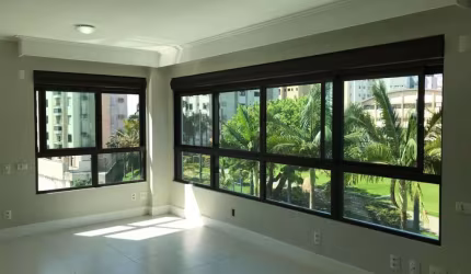 Apartamento para Venda em Florianópolis, Centro, 1 dormitório, 1 banheiro, 1 vaga