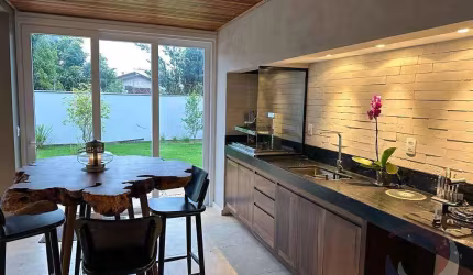 Casa para Venda em Florianópolis, Campeche, 4 dormitórios, 4 suítes, 5 banheiros, 2 vagas