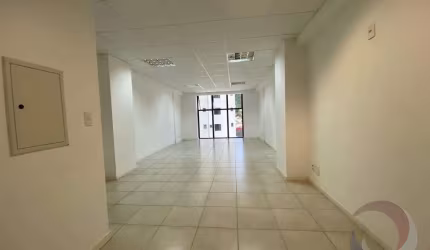 Sala Comercial para Venda em Florianópolis, Centro, 1 banheiro, 1 vaga