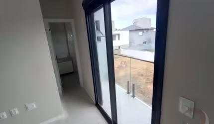 Casa para Venda em Florianópolis, Campeche, 3 dormitórios, 1 suíte, 3 banheiros, 1 vaga