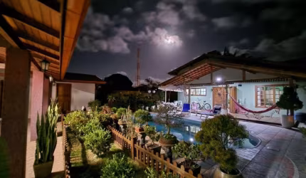 Casa para Venda em Florianópolis, Armação do Pântano do Sul, 4 dormitórios, 2 suítes, 3 banheiros, 3 vagas