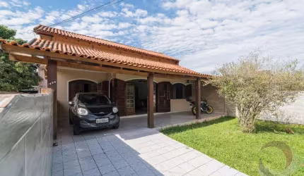 Casa para Venda em Florianópolis, Carianos, 3 dormitórios, 6 banheiros, 1 vaga