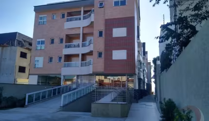 Apartamento para Venda em Florianópolis, Cachoeira Do Bom Jesus, 2 dormitórios, 1 suíte, 3 banheiros, 2 vagas