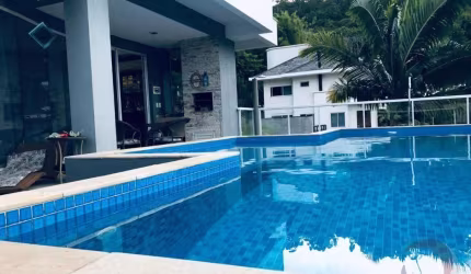 Casa para Venda em Florianópolis, Santo Antônio De Lisboa, 3 dormitórios, 3 suítes, 5 banheiros, 6 vagas