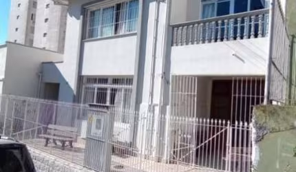 Sala Comercial para Venda em Florianópolis, Centro, 4 banheiros, 2 vagas