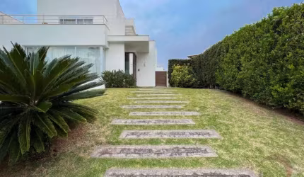 Casa para Venda em Florianópolis, Jurerê Internacional, 6 dormitórios, 4 suítes, 5 banheiros, 6 vagas