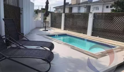 Casa para Venda em Florianópolis, Campeche, 3 dormitórios, 1 suíte, 3 banheiros, 2 vagas