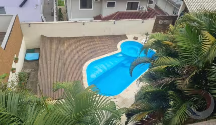 Casa para Venda em Florianópolis, João Paulo, 4 dormitórios, 2 suítes, 5 banheiros, 2 vagas