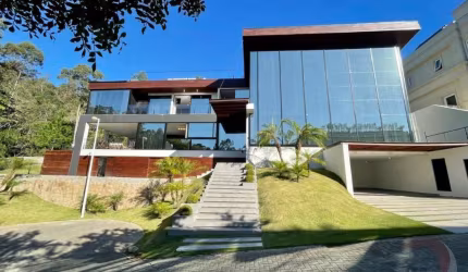 Casa para Venda em Florianópolis, Cacupé, 4 dormitórios, 4 suítes, 6 banheiros, 2 vagas
