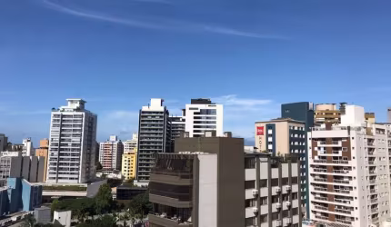 Cobertura para Venda em Florianópolis, Centro, 3 dormitórios, 1 suíte, 4 banheiros, 2 vagas
