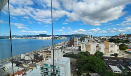 Cobertura para Venda em Florianópolis, Capoeiras, 3 dormitórios, 3 suítes, 4 banheiros, 2 vagas