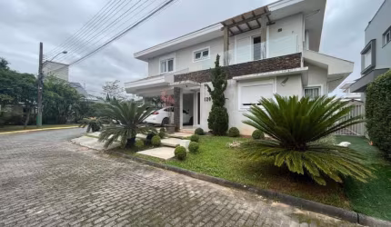 Casa para Venda em Florianópolis, Campeche, 4 dormitórios, 1 suíte, 2 banheiros, 1 vaga