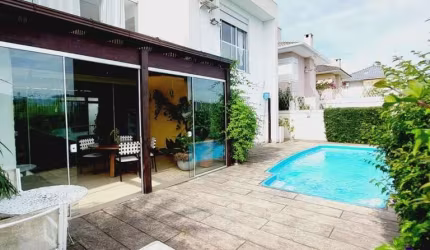 Casa para Venda em Florianópolis, Campeche, 4 dormitórios, 5 banheiros, 2 vagas