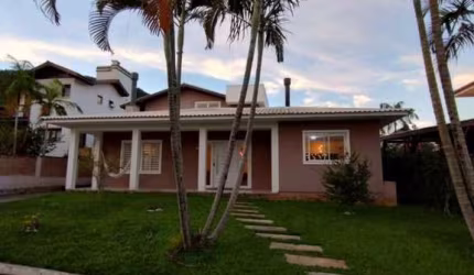 Casa para Venda em Florianópolis, Sambaqui, 5 dormitórios, 3 suítes, 5 banheiros, 4 vagas