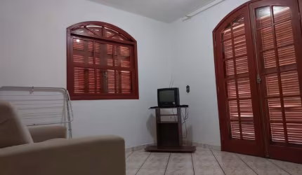Pousada para Venda em Florianópolis, Canasvieiras, 4 dormitórios, 4 banheiros