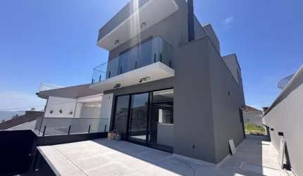 Casa para Venda em Florianópolis, Jardim Atlântico, 3 dormitórios, 1 suíte, 3 banheiros, 2 vagas