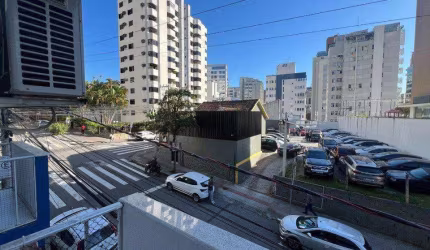 Apartamento para Venda em Florianópolis, Centro, 3 dormitórios, 1 suíte, 2 banheiros, 1 vaga