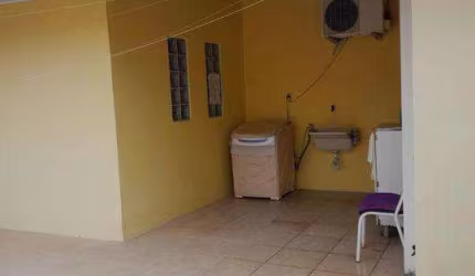Casa para Venda em Florianópolis, Jardim Atlântico, 4 dormitórios, 2 suítes, 3 banheiros, 2 vagas