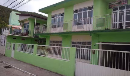 Hotel para Venda em Florianópolis, Barra Da Lagoa, 13 dormitórios, 12 suítes, 12 banheiros, 2 vagas