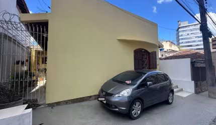 Casa para Venda em Florianópolis, Centro, 4 dormitórios, 2 banheiros, 1 vaga