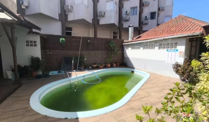 Hotel para Venda em Florianópolis, Canasvieiras, 17 dormitórios, 17 banheiros, 4 vagas
