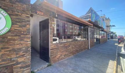 Casa Comercial para Venda em Florianópolis, Canasvieiras, 1 banheiro