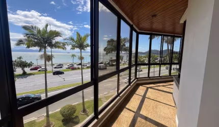 Apartamento para Venda em Florianópolis, Agronômica, 4 dormitórios, 2 suítes, 5 banheiros, 2 vagas