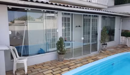 Casa para Venda em Florianópolis, Agronômica, 3 dormitórios, 1 suíte, 2 banheiros, 2 vagas