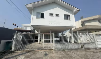 Apartamento para Venda em Florianópolis, Carianos, 2 dormitórios, 1 suíte, 2 banheiros, 1 vaga