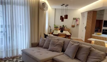 Apartamento para Venda em Florianópolis, Centro, 3 dormitórios, 1 suíte, 3 banheiros, 1 vaga