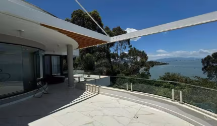 Casa para Venda em Florianópolis, Cacupé, 5 dormitórios, 5 suítes, 9 banheiros, 4 vagas