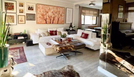 Apartamento para Venda em Florianópolis, Centro, 4 dormitórios, 2 suítes, 3 banheiros, 4 vagas