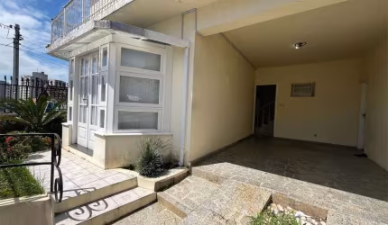 Casa para Venda em Florianópolis, Centro, 4 dormitórios, 1 suíte, 4 banheiros, 2 vagas