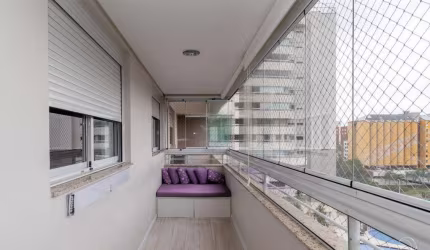 Apartamento para Venda em Florianópolis, Itacorubi, 3 dormitórios, 1 suíte, 4 banheiros, 2 vagas