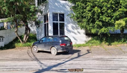 Casa Comercial para Venda em Florianópolis, Córrego Grande, 1 banheiro, 1 vaga