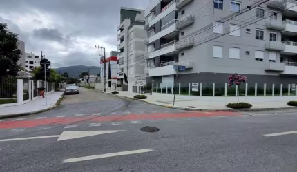 Apartamento para Venda em Florianópolis, Trindade, 2 dormitórios, 1 suíte, 2 banheiros, 1 vaga