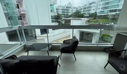 Apartamento para Venda em Florianópolis, Jurerê, 3 dormitórios, 1 suíte, 3 banheiros, 2 vagas