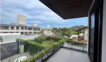 Casa para Venda em Florianópolis, Morro das Pedras, 3 dormitórios, 3 suítes, 4 banheiros, 2 vagas