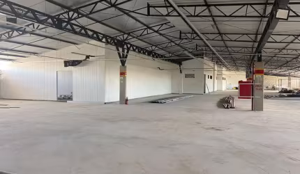 Galpão para Venda em Florianópolis, Carianos, 1 banheiro