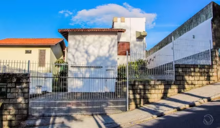 Casa para Venda em Florianópolis, Carvoeira, 6 dormitórios, 2 suítes, 6 banheiros, 3 vagas