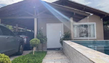Casa para Venda em Florianópolis, Córrego Grande, 3 dormitórios, 1 suíte, 3 banheiros, 2 vagas