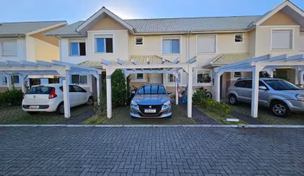 Casa para Venda em Florianópolis, Morro das Pedras, 2 dormitórios, 1 suíte, 3 banheiros, 1 vaga