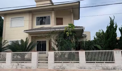 Casa para Venda em Florianópolis, Carianos, 4 dormitórios, 2 suítes, 3 banheiros, 3 vagas
