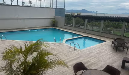 Apartamento para Venda em Florianópolis, Centro, 2 dormitórios, 2 suítes, 2 banheiros, 1 vaga