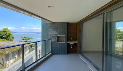 Apartamento para Venda em Florianópolis, Cacupé, 3 dormitórios, 3 suítes, 4 banheiros, 2 vagas